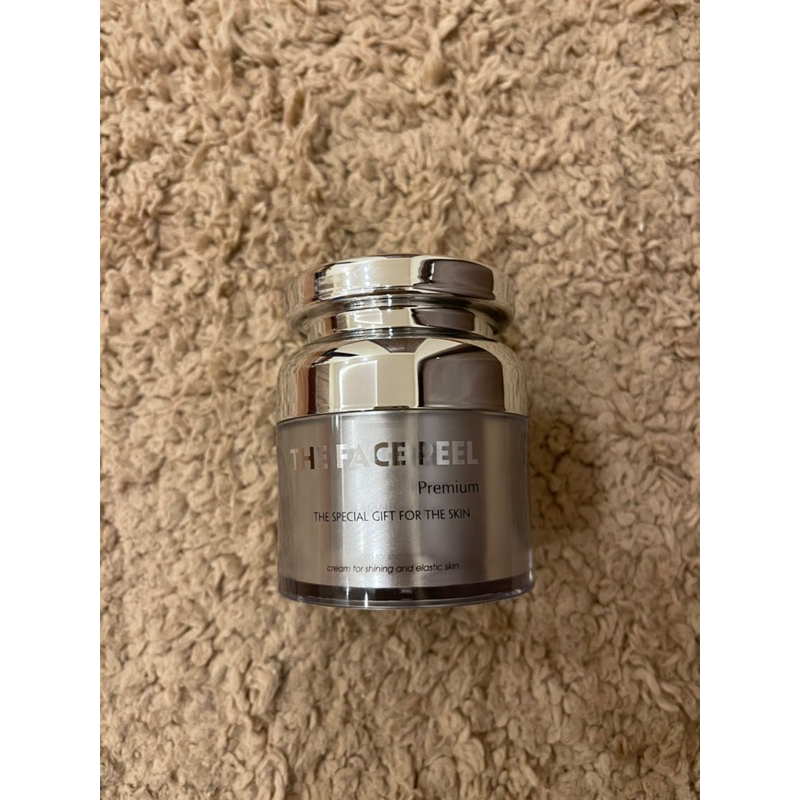 Kem tái tạo da the face peel