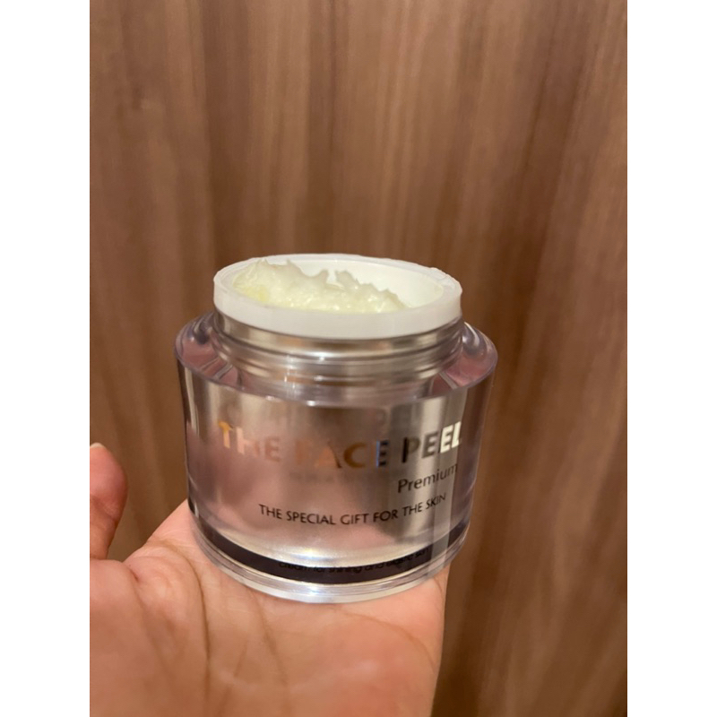 Kem tái tạo da the face peel