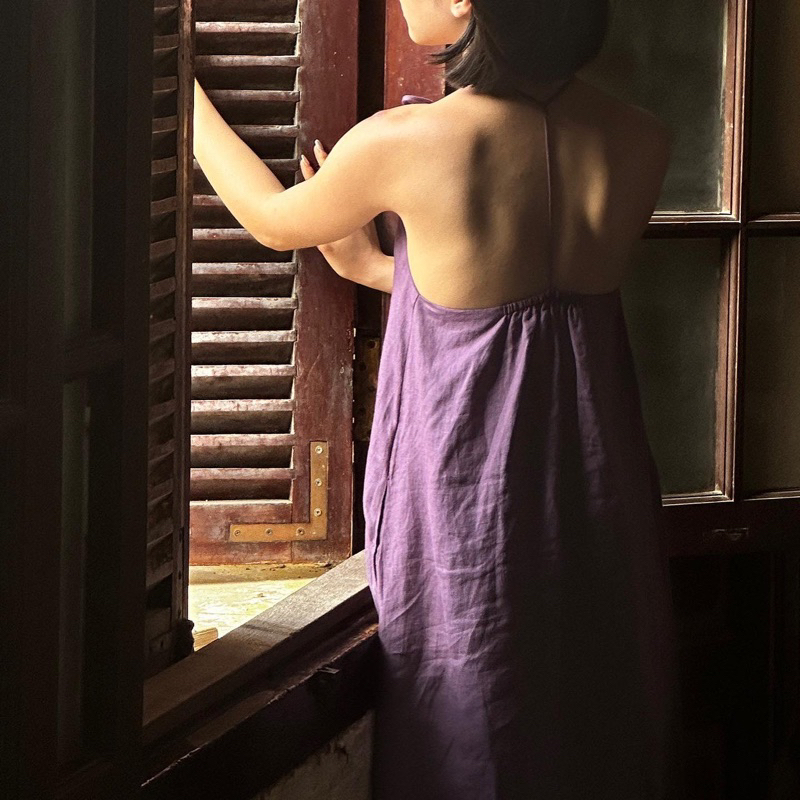 | 0303 studio | đầm yếm dáng A hở lưng - linen thêu tay - dòng Ý Thơ