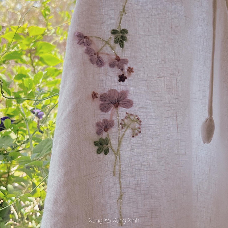 | 0303 studio | đầm yếm dáng A hở lưng - linen thêu tay - dòng Ý Thơ