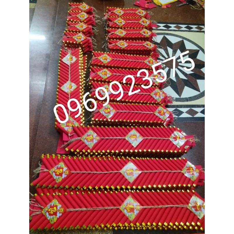 Mô hình dây pháo giả trang trí tết