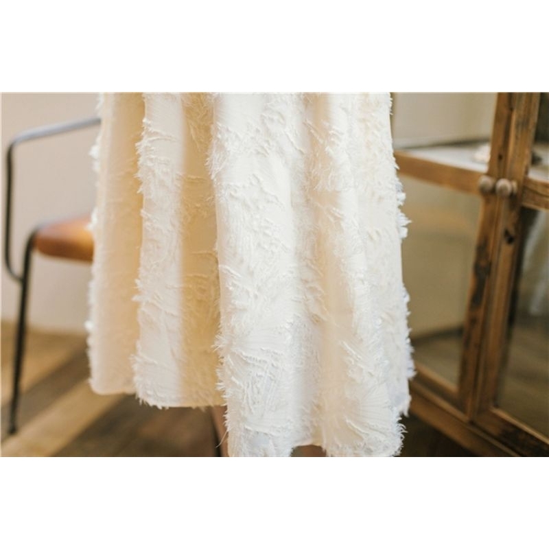 Váy/Đầm tiểu thư dáng dài, màu trắng ngà, vải lông 2 lớp, khóa sau, mới 98%, size L, TKG1