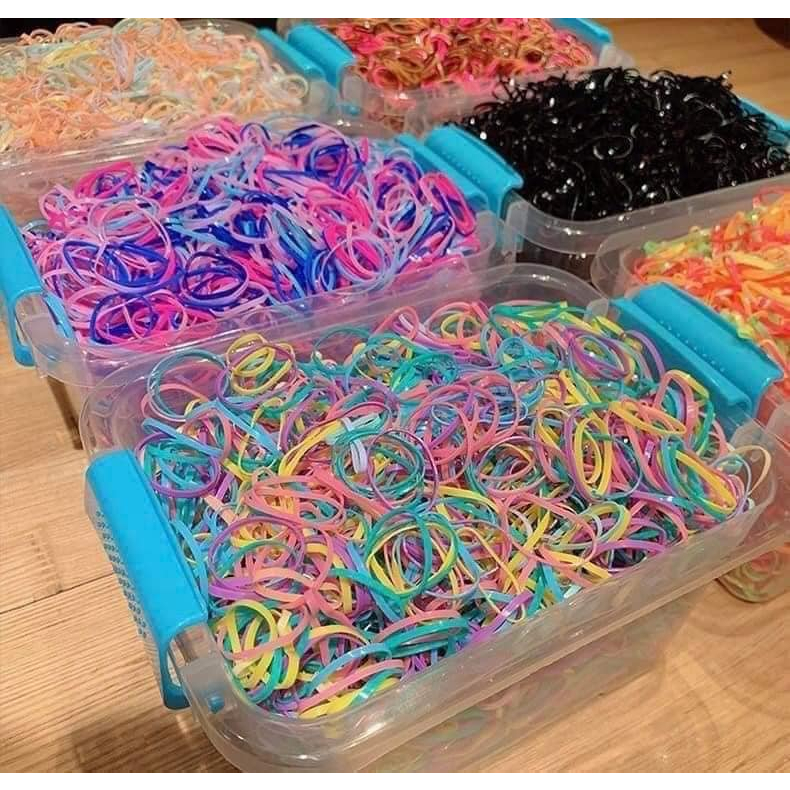 Hộp 5000 Chun Tóc Siêu Dai Nhiều Màu Sắc Cho Mẹ Và Bé Kèm Hộp Đựng