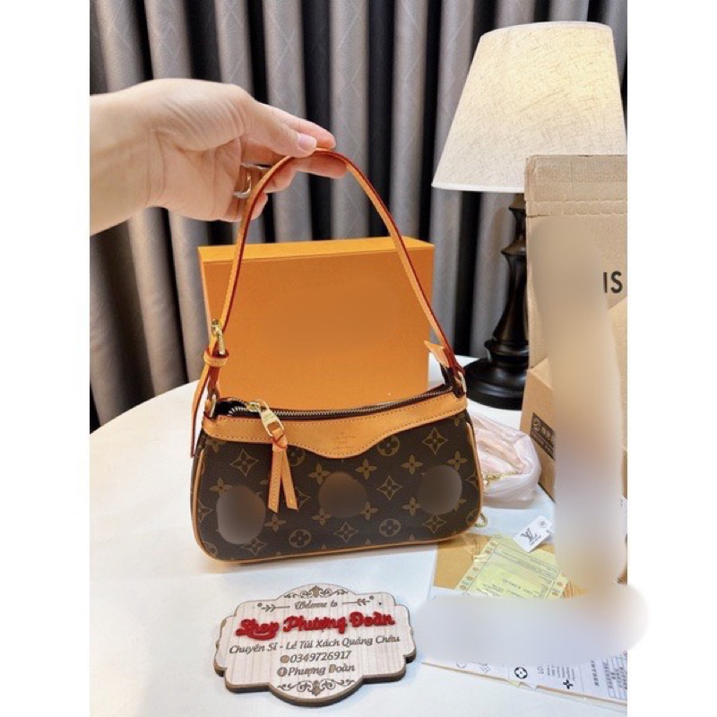 Kẹp nách 2 dây đeo mẫu mới mã #912 hộp nam châm da mềm size 22cm