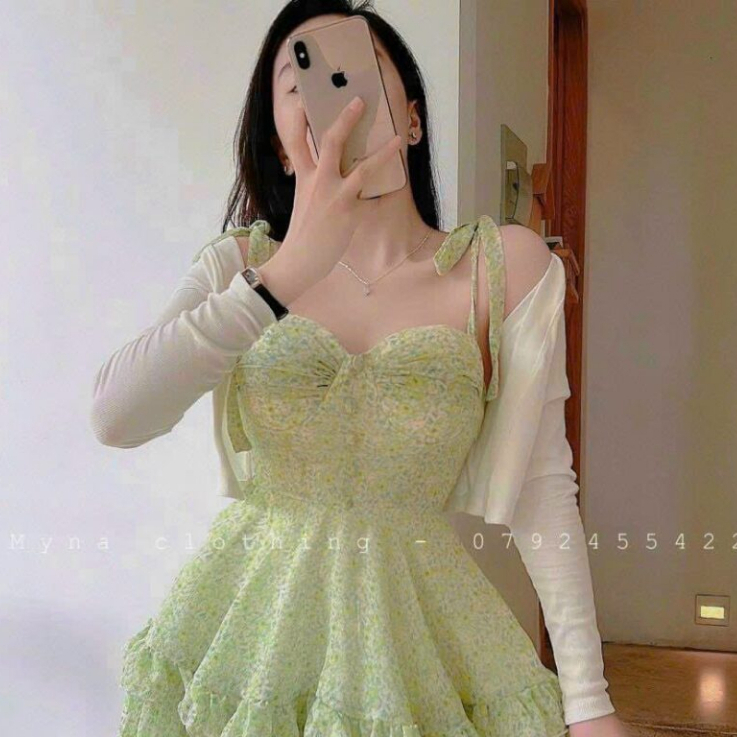 Set đầm voan hoa nhí hai dây màu xanh lá bèo tầng kèm áo khoác thun tay dài