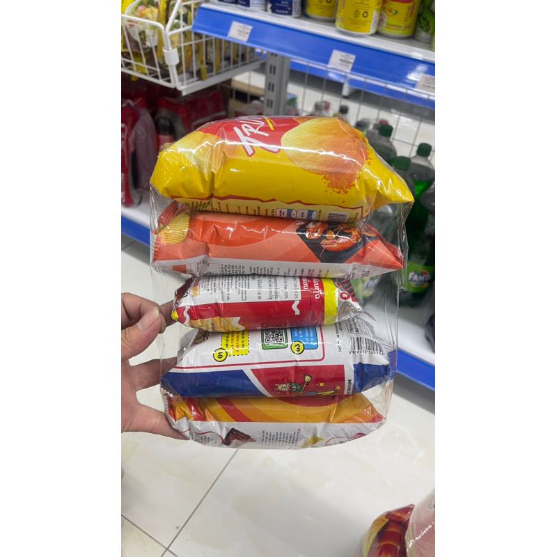 Sét 5 gói bánh snack của tất cả các hãng -Orio-Poca-Oshi 5 gói bim bim siêu ngon