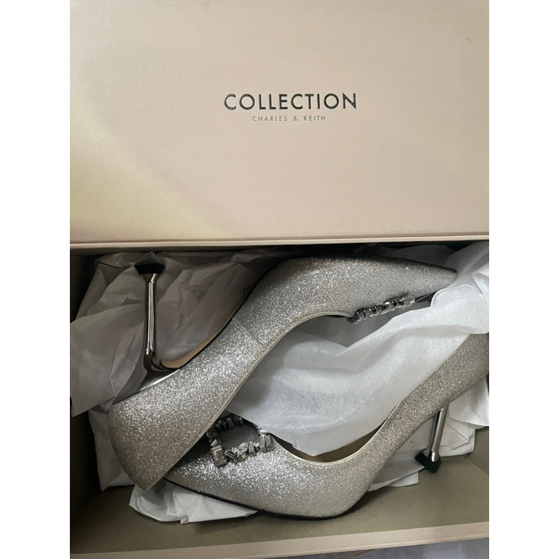 GIÀY CAO GÓT ĐÍNH ĐÁ NHŨ BẠC Charles&Keith AUTH MUA Ở SB CHANGI 🍑🍑🍑