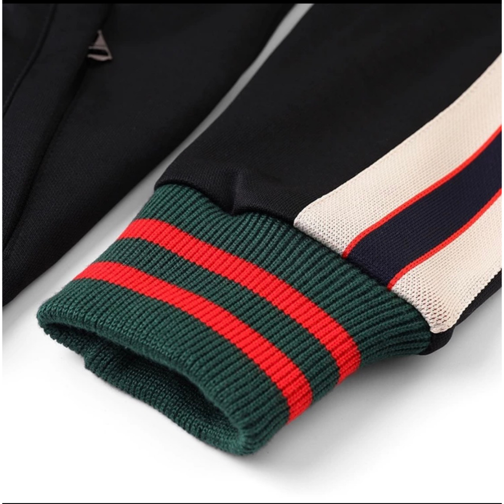 Áo Khoác Nam Nữ Gucci Thêu Sọc Tay Cao Cấp - Áo khoác Gucci Sọc Tay Mẫu Mới Hotrend 2023