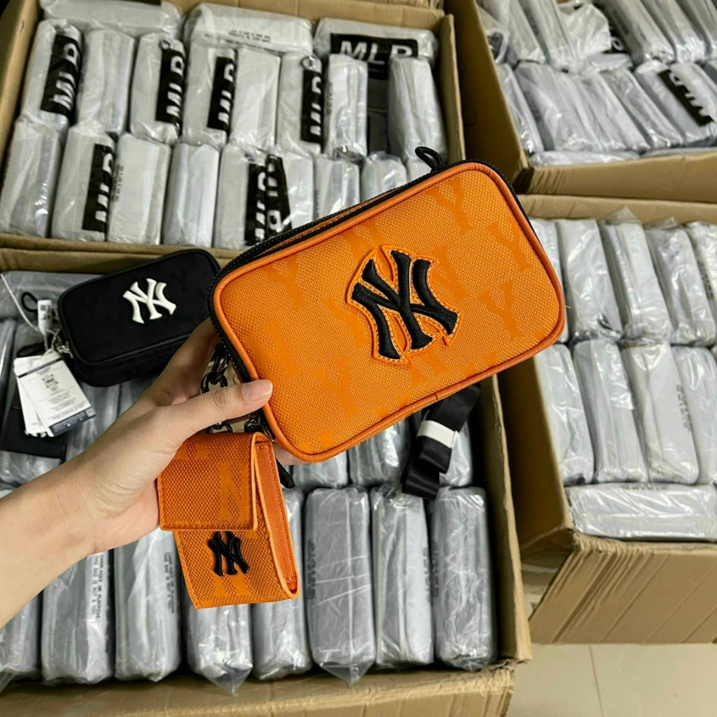 Túi Xách Nữ, Túi xách máy ảnh mới, túi thể thao thêu lo.go kèm túi vuông nhỏ, Mã T 40