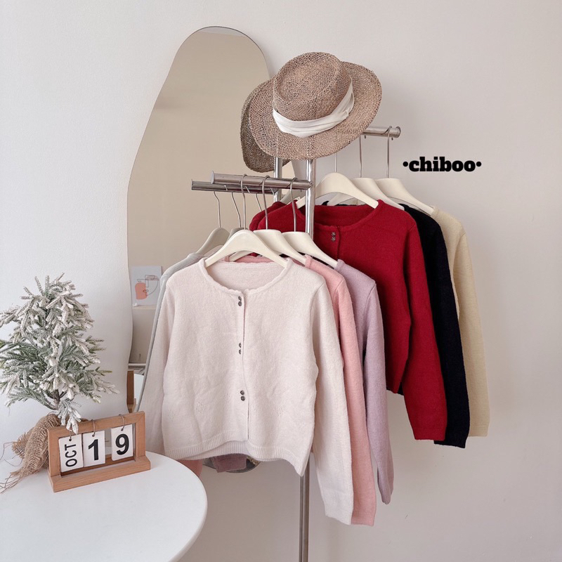 Áo khoác len cardigan cúc hoa