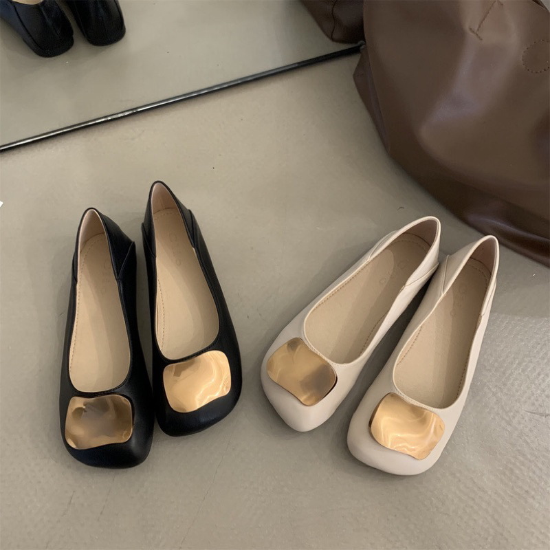 Giày búp bê đế bệt chân gấu