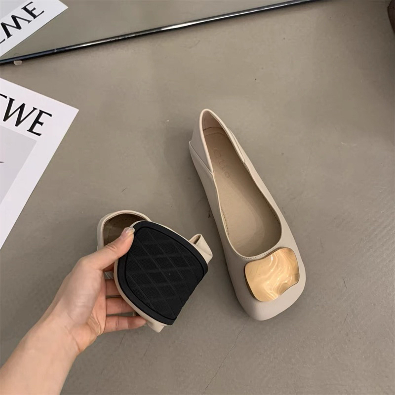 Giày búp bê đế bệt chân gấu