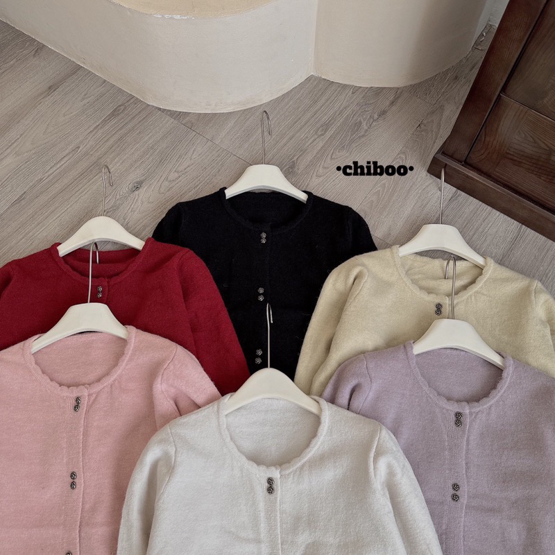 Áo khoác len cardigan cúc hoa