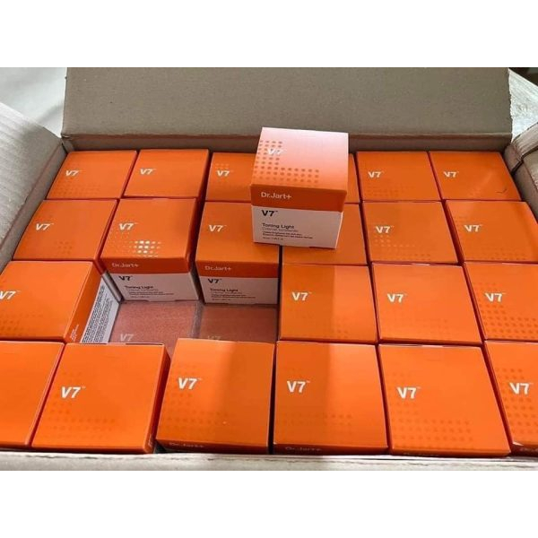 Kem dưỡng trắng tái tạo da [Loại Mới]  V7 Toning Light Dr.Jart+ Hàn Quốc 15ml/50ml | BigBuy360 - bigbuy360.vn