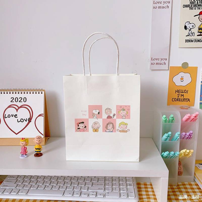 Túi giấy đựng quà tặng hoạt hình Snoopy dễ thương