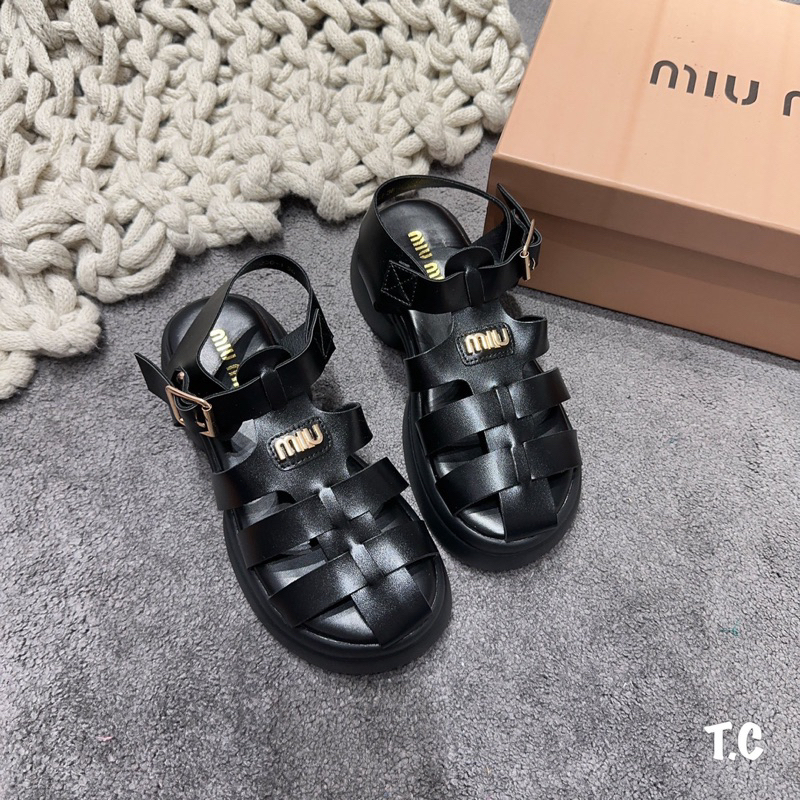 Sandal Giọ Miumiu Trắng Đen Full Size 35-39  -  By Anh Dinh Phuong