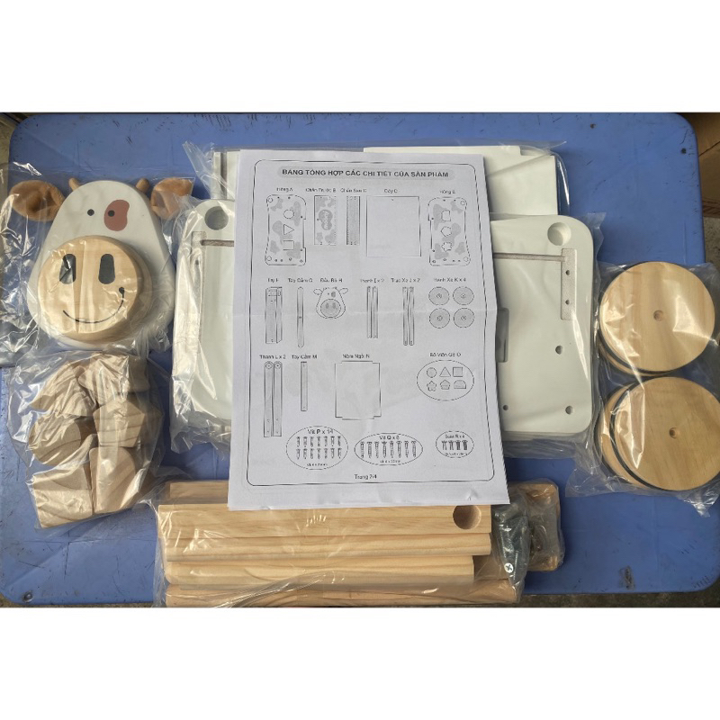 XE TẬP ĐI KIÊM CHÒI CHÂN BẰNG GỖ, KẾT HỢP CHƠI THẢ KHỐI