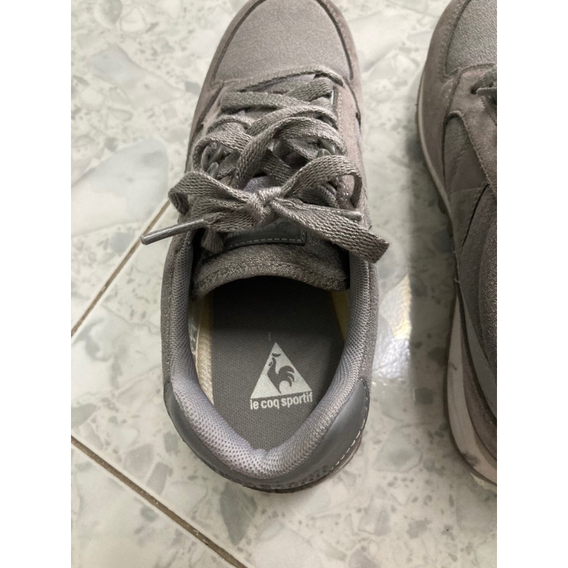 Pass giày thể thao