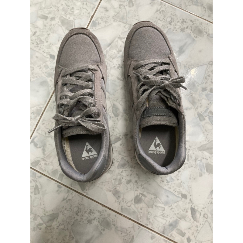 Pass giày thể thao