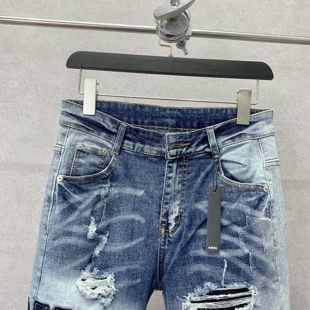 Quần jean bò nam Amiri slimfit xanh khói rách tua lót vải đen thêu chữ đùi phối ống loang xếp sóng cực đẹp hot 2023