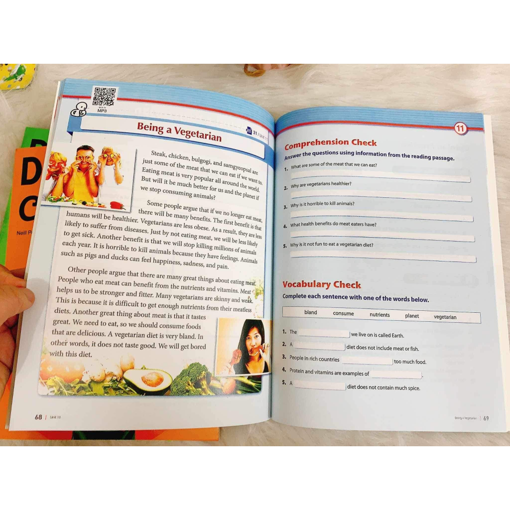 Sách - Debating Challenge - 3 cuốn