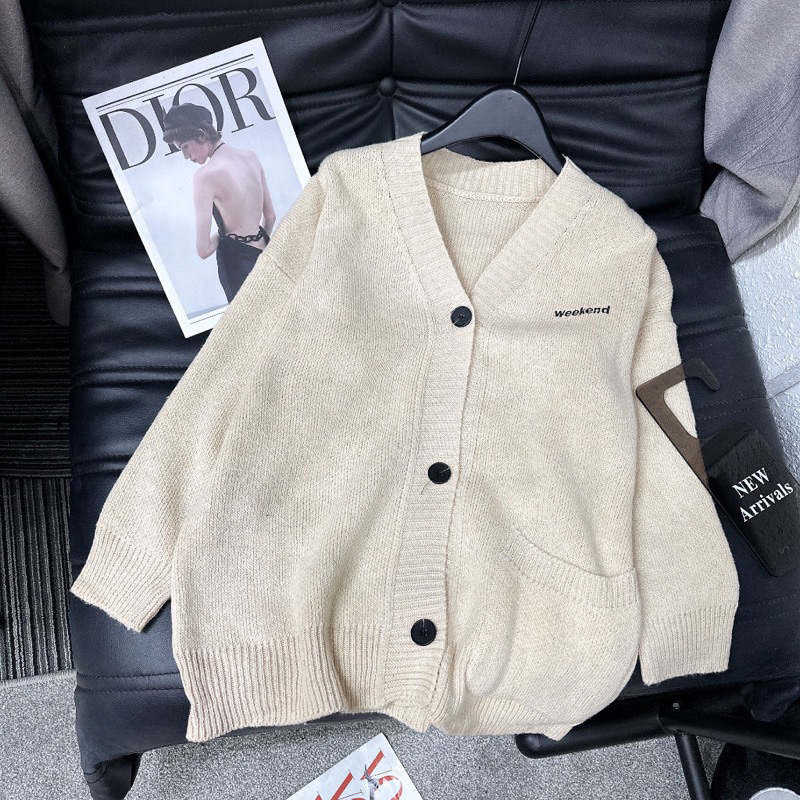 ÁO KHOÁC LEN CADIGAN THÊU CHỮ”weekend” hàng Quảng Châu