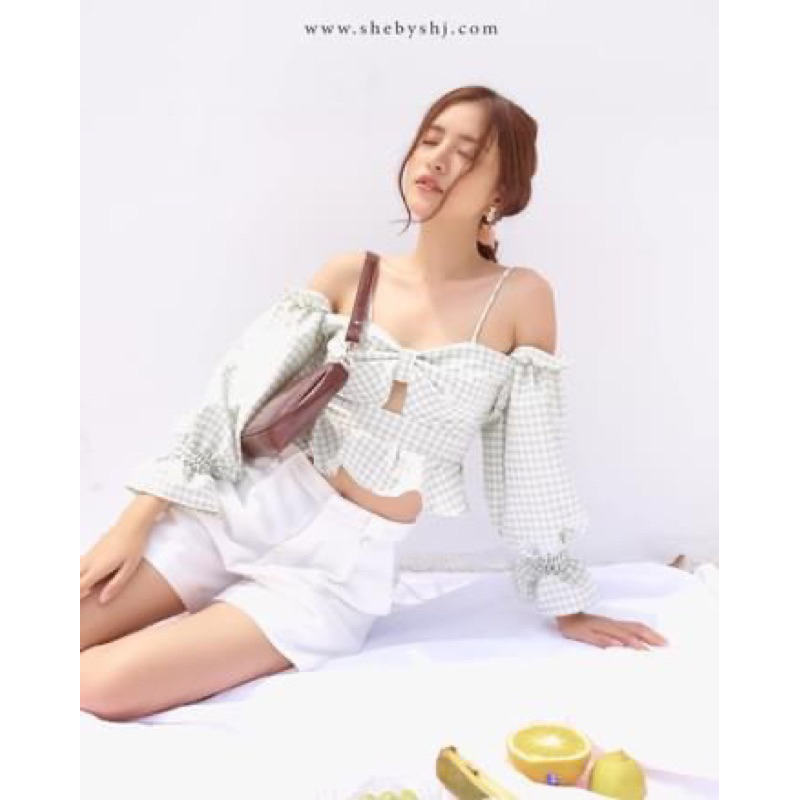 Thanh lý Pass áo croptop 2 dây Shebyshj