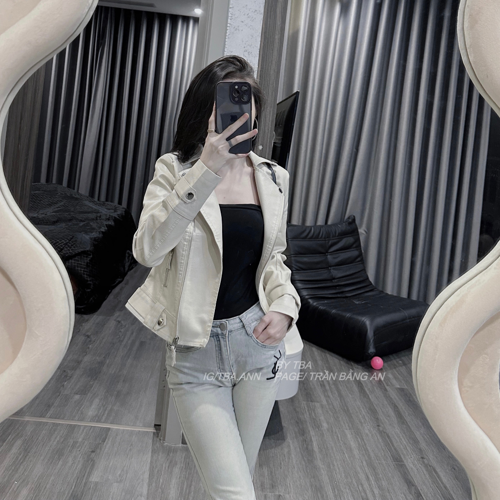 Áo da nữ FEELSY cổ bẻ khóa kéo chéo dáng ôm boby tôn dáng màu kem 7801