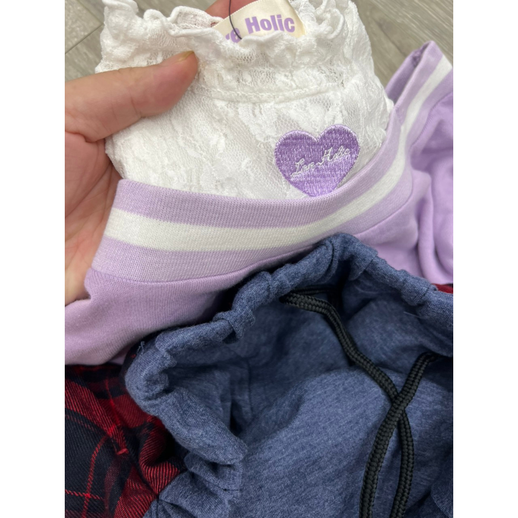 Set áo nỉ da cá kèm chân váy kẻ 2 màu