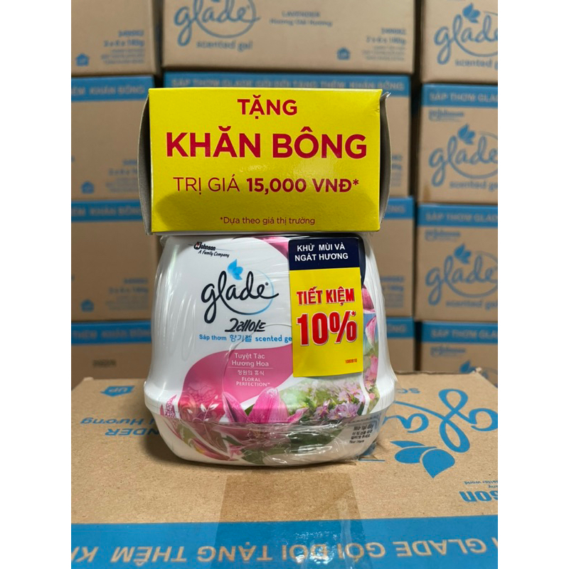 Combo 2 cục Sáp Glade tặng khăn bông