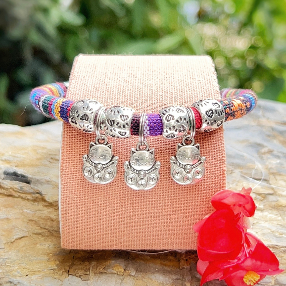 Vòng cổ cho mèo, vòng cho Chó Mèo,mã petmio 2,vòng handmade Shop Tự Thiết kế cute cao cấp,có chuông,không sợ nước