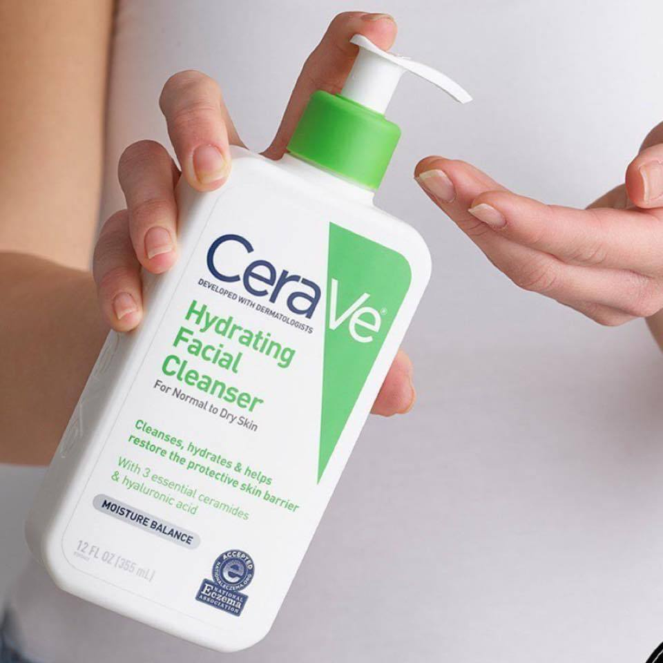 Sữa rửa mặt Cerave Foaming Cleanser phù hợp cho mọi loại da 236mll ( Tặng Kèm Mặt Nạ Ngủ Môi Laneigee)