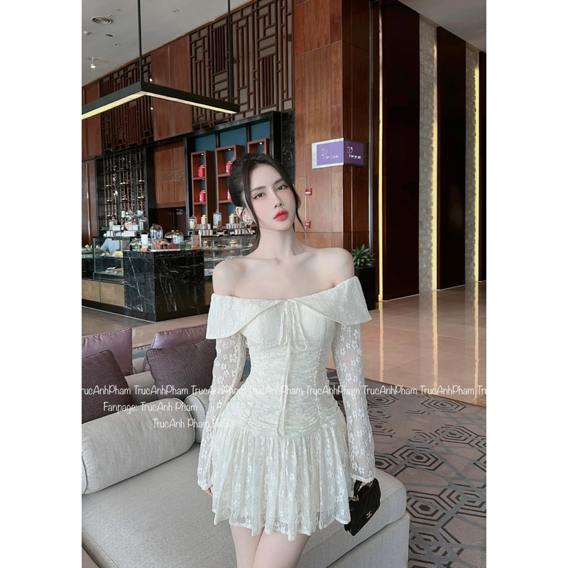 Váy ren trễ vai tay dài