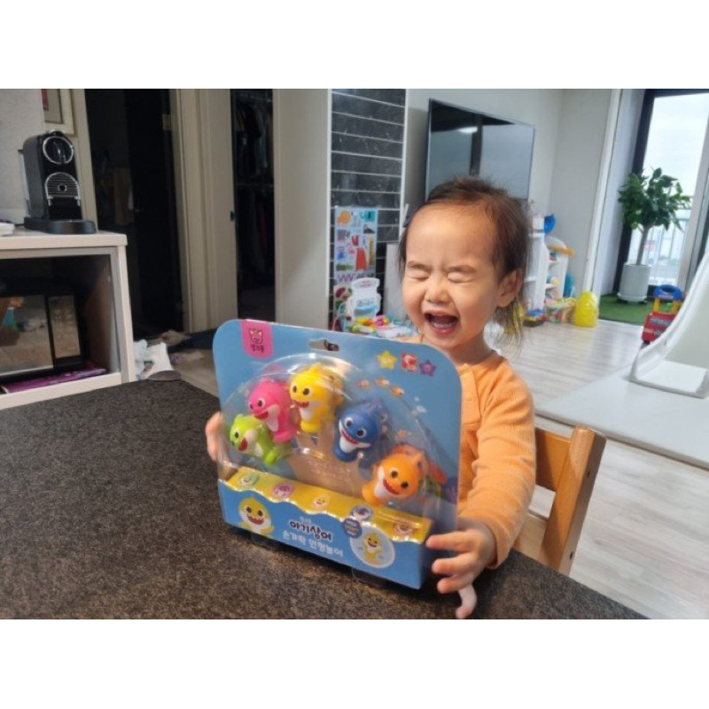 Đồ Chơi Con Rối Ngón Tay Cá Mập Pinkfong Baby Shark Hàn Quốc