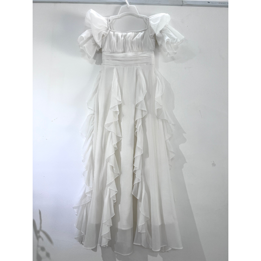 Đầm trắng tay phồng - S/M