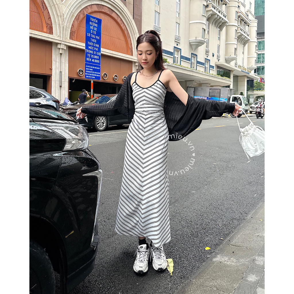 Đầm thun nữ 2 dây thiết kế sọc thời thượng với sườn eo nhún thun MIEU - KAU08