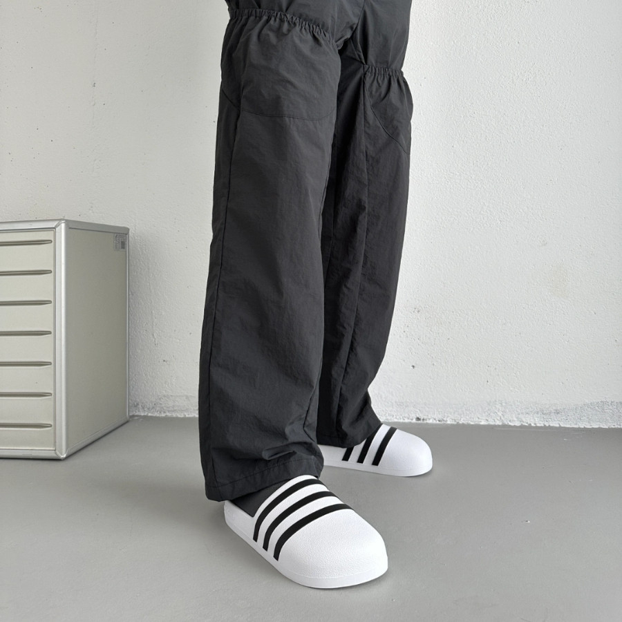 Dép sục Adidas Adilette AdiFOM Clog 'Cloud White' HQ7219 Màu Trắng Đen Bít Mũi | PiuPiu Authentic