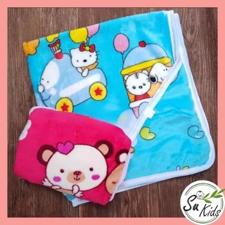 Chăn choàng chăn ủ lông tuyết mỏng bé sơ sinh có mũ