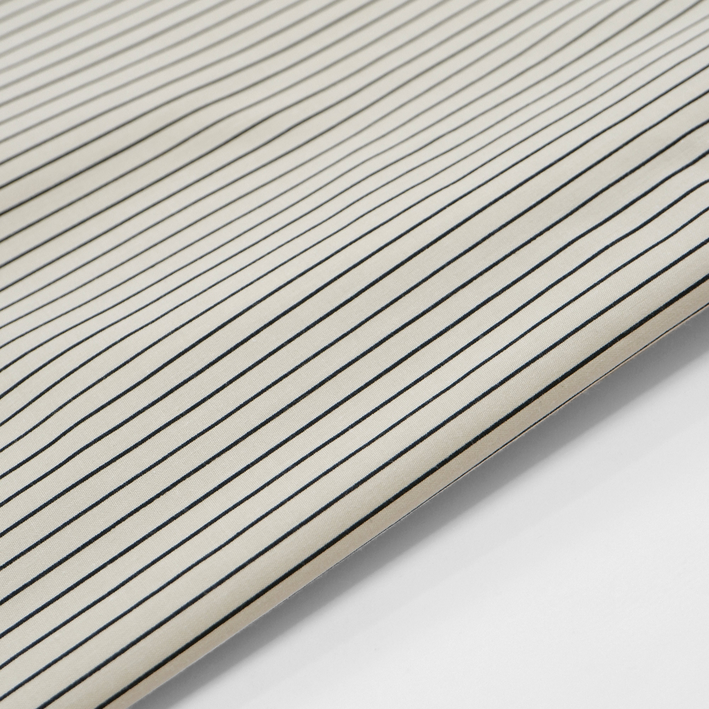 Áo sơmi nam cổ bẻ màu Off-white  có túi betterNick