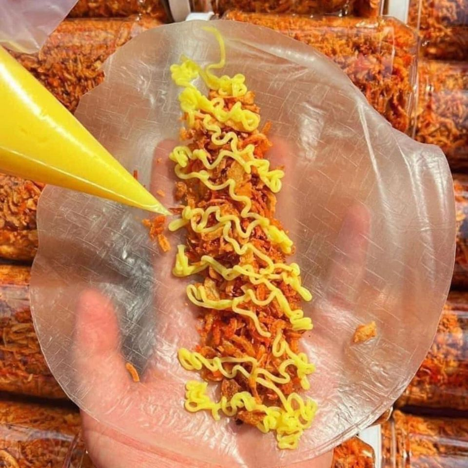 Combo  bánh tráng phơi sương dẻo mỏng muối ruốc hành phi,300g  bơ vàng ngon chuẩn vị.