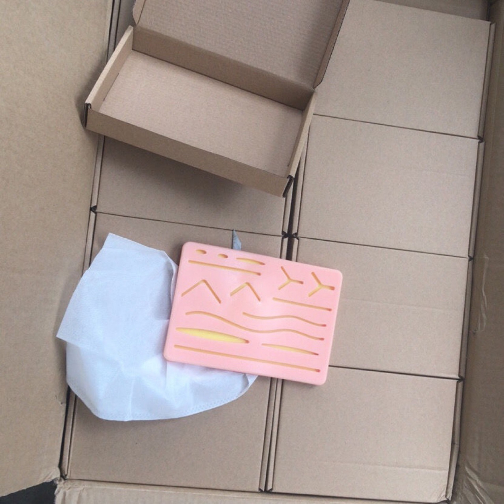 Miếng da silicon tập khâu da cho sinh viên y DN82