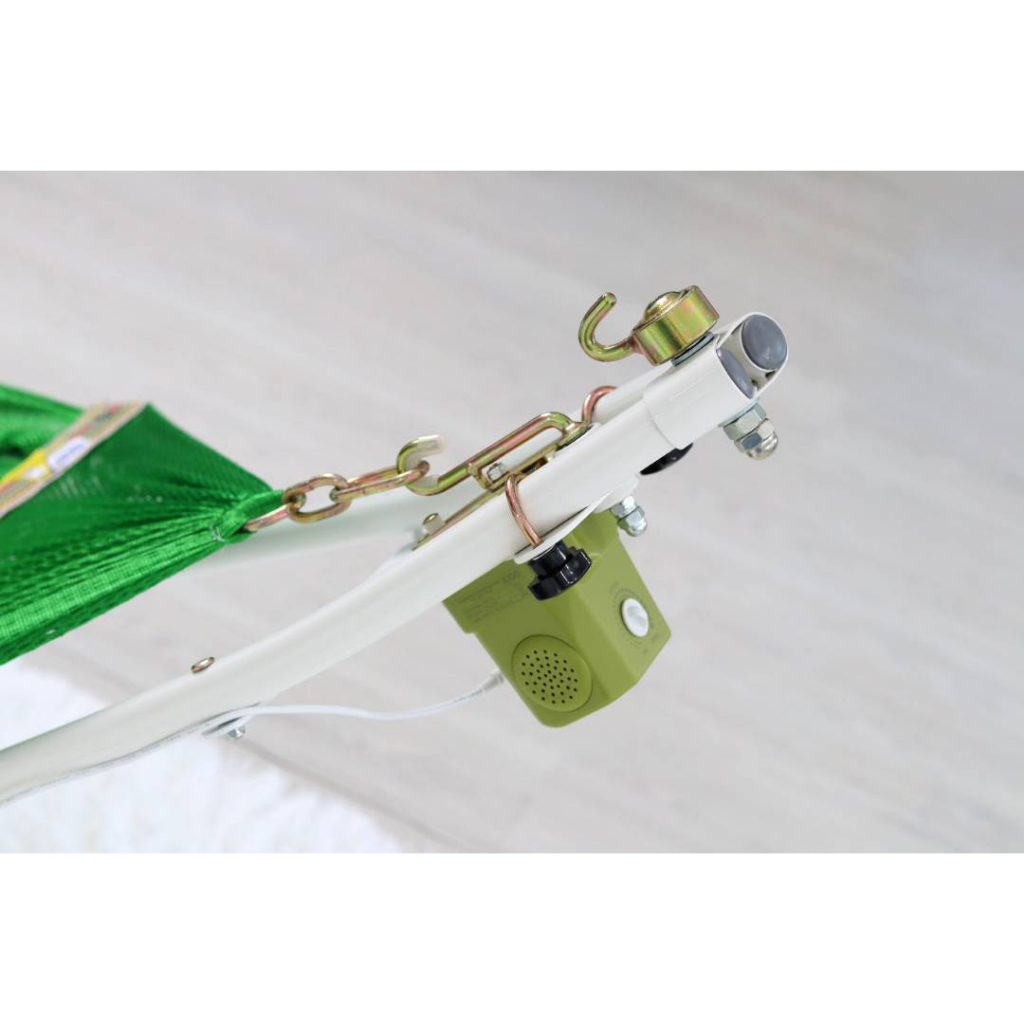 Máy đưa võng tự động Autoru A100 mẫu mới 2023 sức đưa 100Kg ru bé ngủ ngon, dùng sạc dự phòng 5V an toàn cho bé