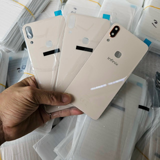 Nắp lưng Vsmart Active 1 plus logo infinix màu hồng kèm vành kinh cam