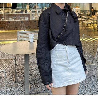  𝐅𝐨𝐫𝐢𝐞 𝐒𝐡𝐢𝐫𝐭 | 𝐦𝐢𝐫.𝐛𝐲𝐡𝐢 | Sơ mi croptop linen form rộng