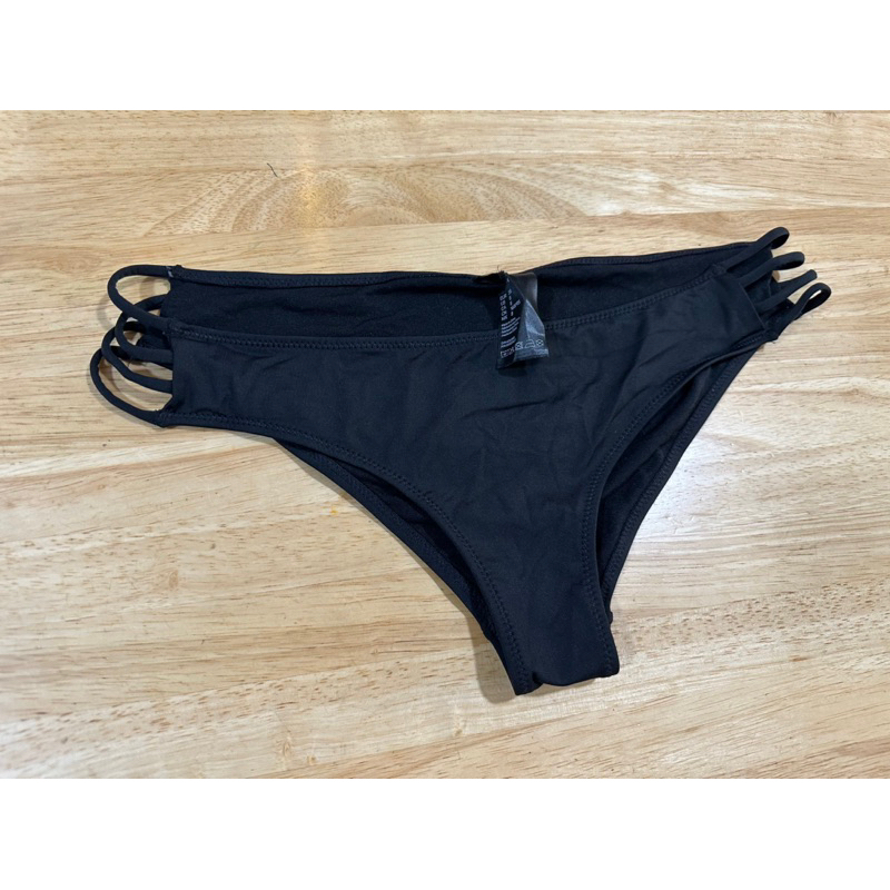 Set bikini xuất dư HM size 75b