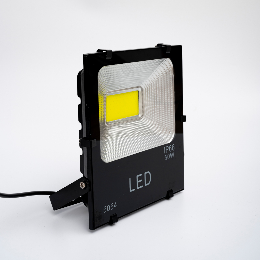 Đèn pha led hắt tường ngoài trời 100w 50w 30w chiếu sáng biển quảng cáo CIR>95% NDA