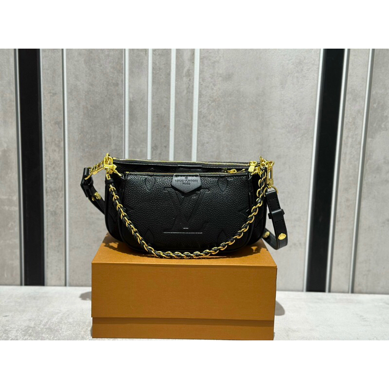 Túi đeo chéo hoạ tiết l••v multi super fullbox