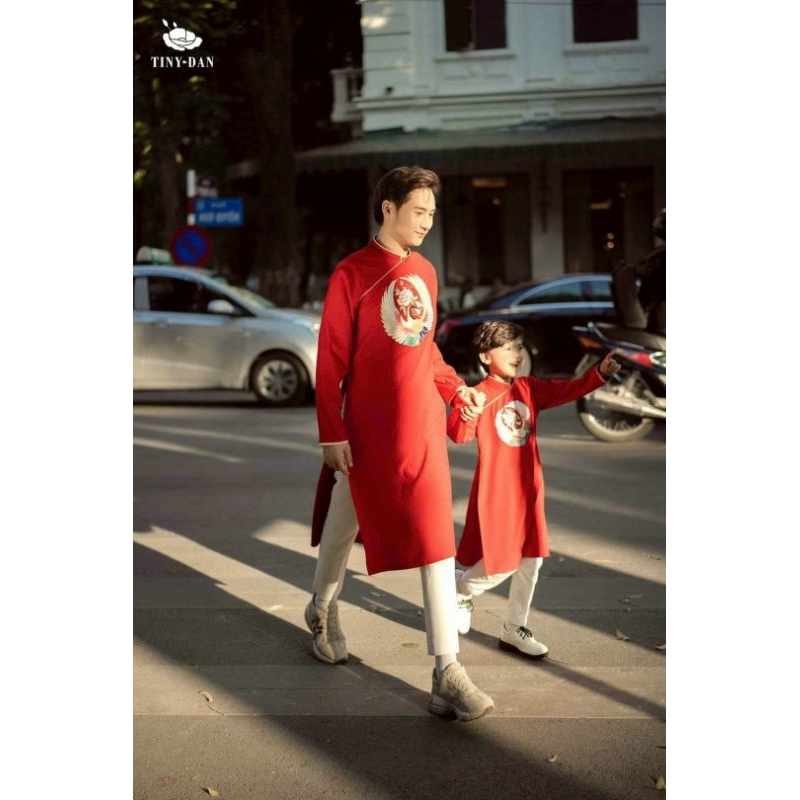 Áo dài nam giới sang xịn mịn màu trắng đỏ vàng