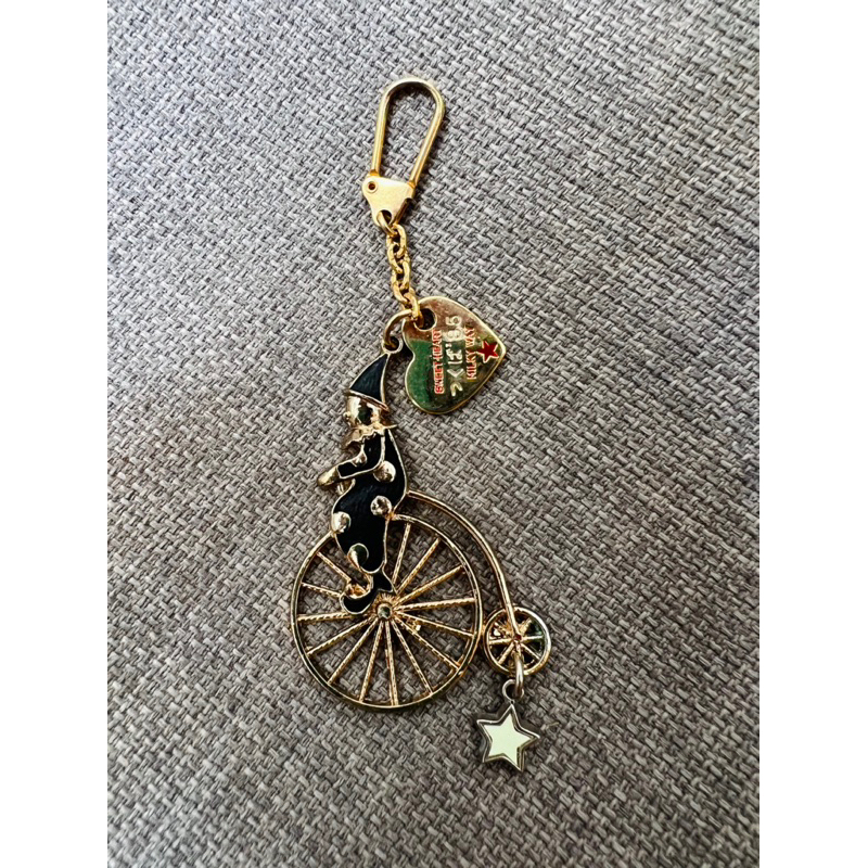 Móc treo giỏ xách, balo, chìa khoá