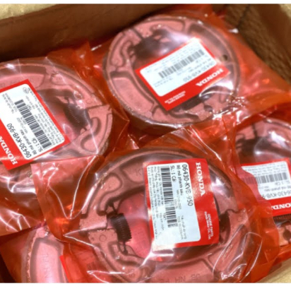 Bố thắng sau Air Blade , Vision , Click , Lead , SCR , PCX zin Honha chính hãng / má phanh sau AB Vision Lead